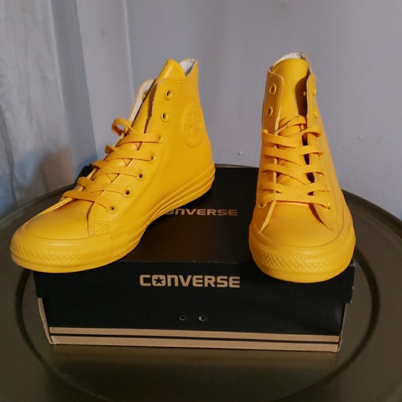 converse yellow waterproof